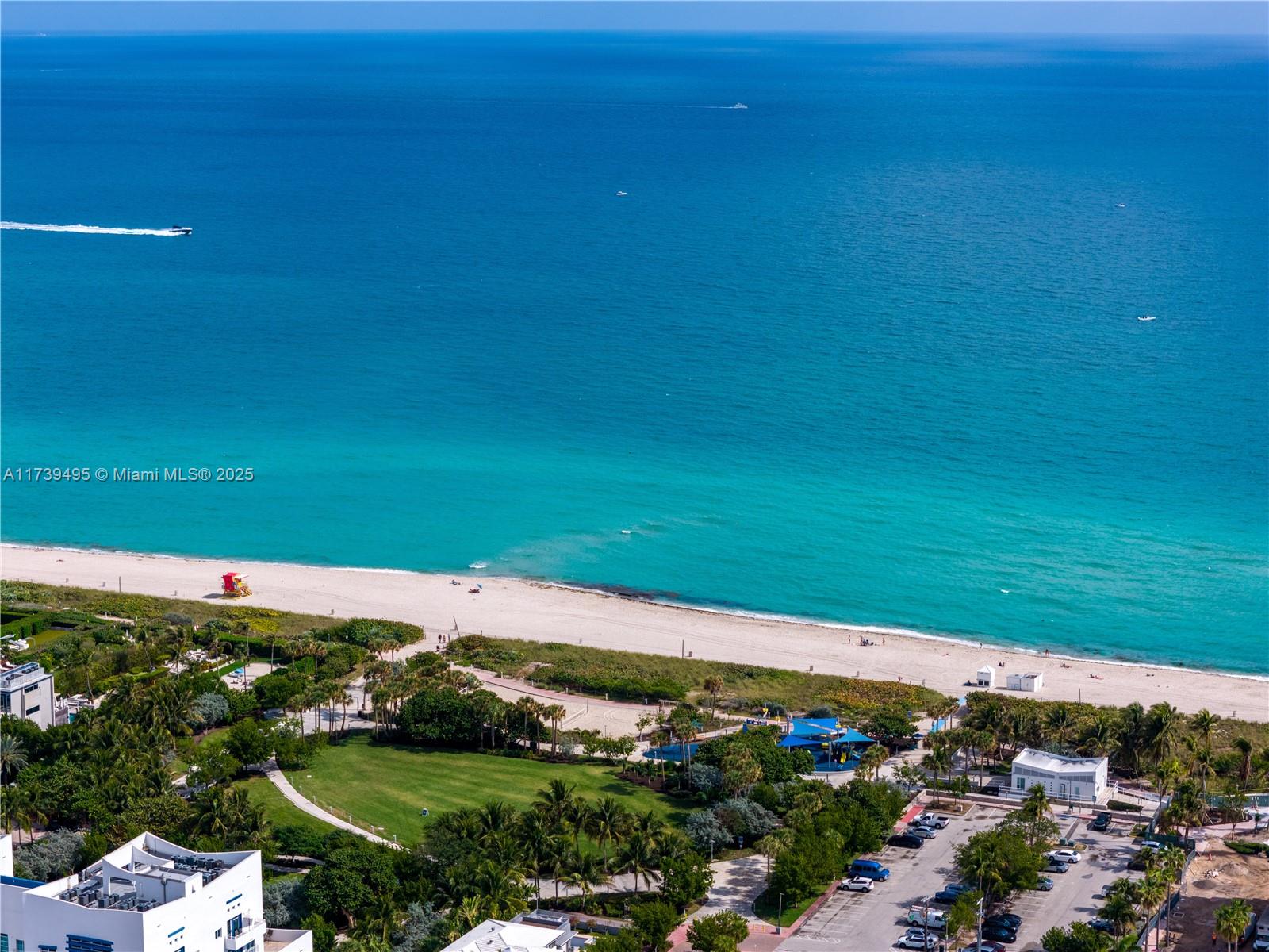 BRISAS DEL MAR CONDO - Residential