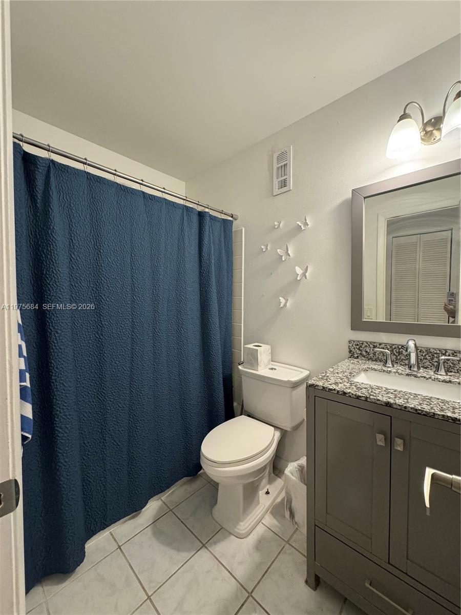 FAIRVIEW AT PEMBROKE POIN - Residential Lease