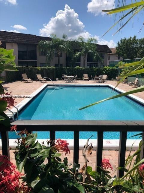 FAIRVIEW AT PEMBROKE POIN - Residential Lease