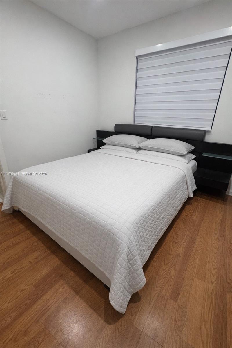 FAIRVIEW AT PEMBROKE POIN - Residential Lease