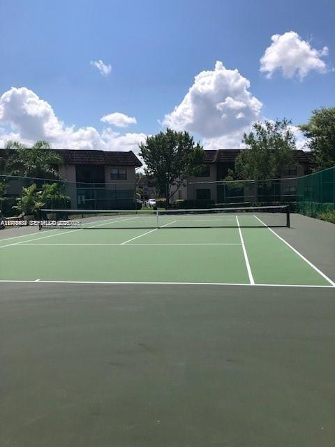 FAIRVIEW AT PEMBROKE POIN - Residential Lease