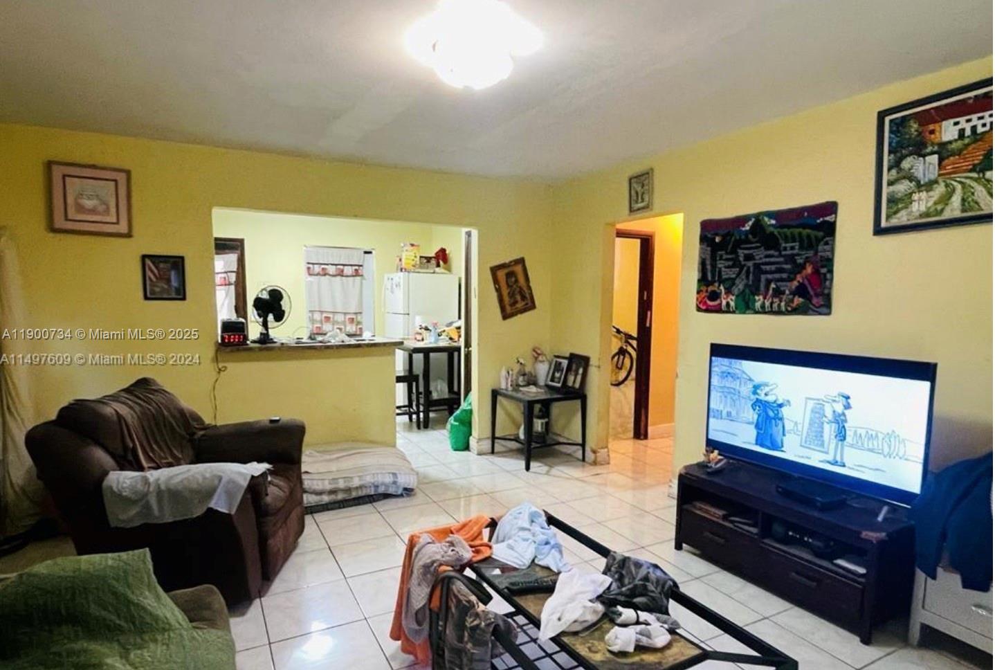 241 NW 32nd St