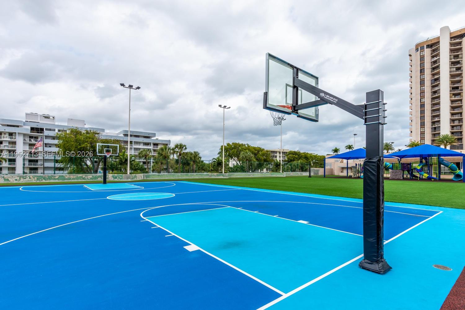 CRICKET CLUB CONDO - Residential