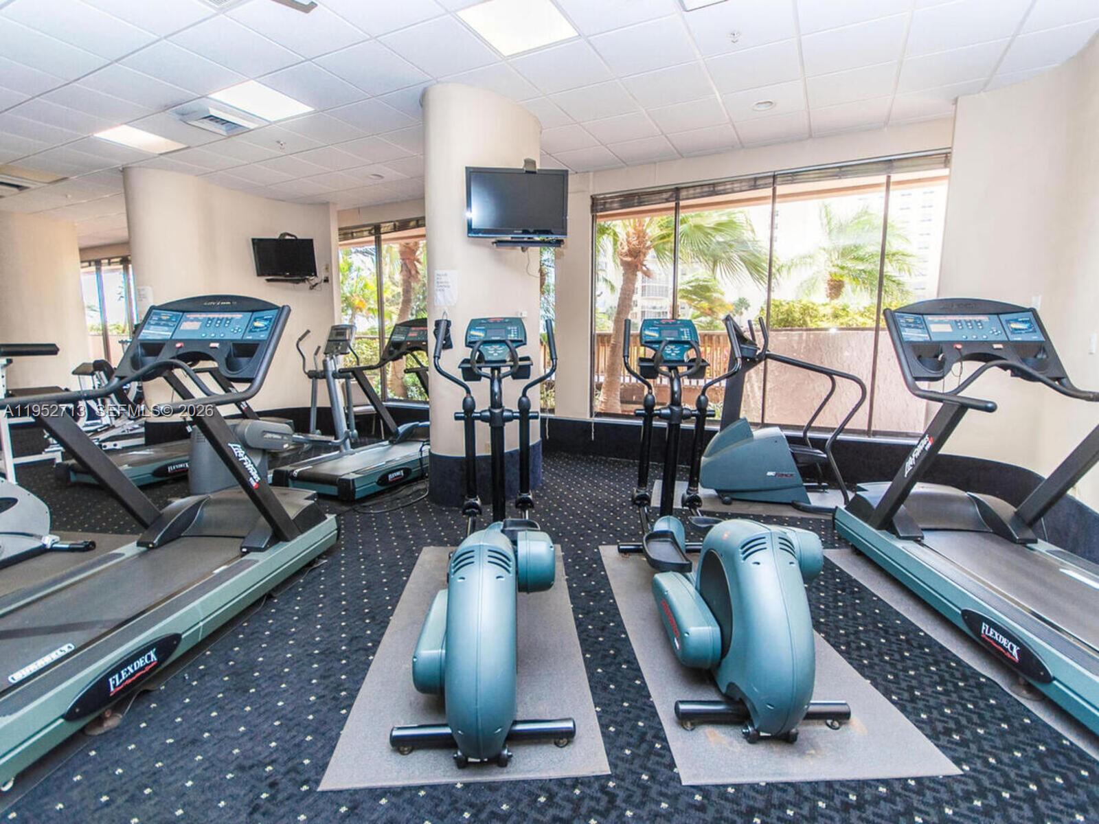 CRICKET CLUB CONDO - Residential