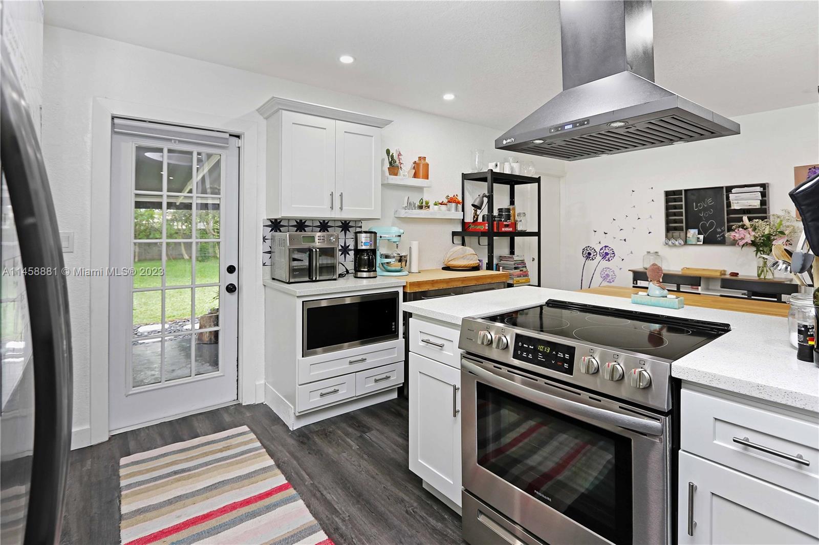 Miami, Florida 33168, United States, 3 Bedrooms Bedrooms, ,2 BathroomsBathrooms,Residential,Active,70170