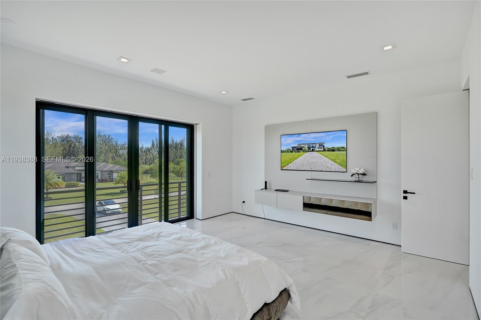 CLINGANS COVE - Residential