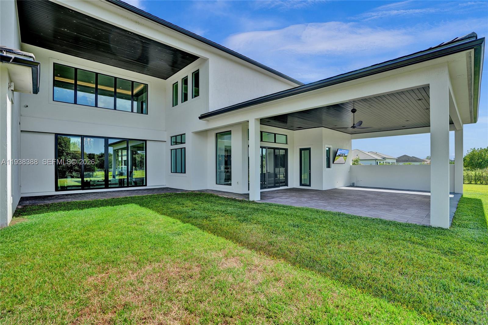 CLINGANS COVE - Residential