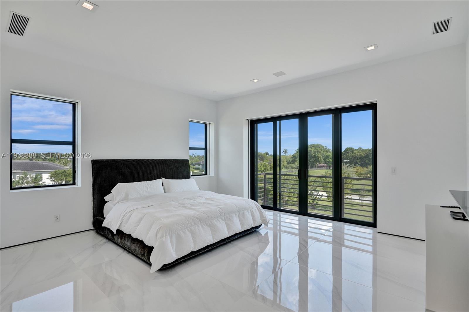 CLINGANS COVE - Residential