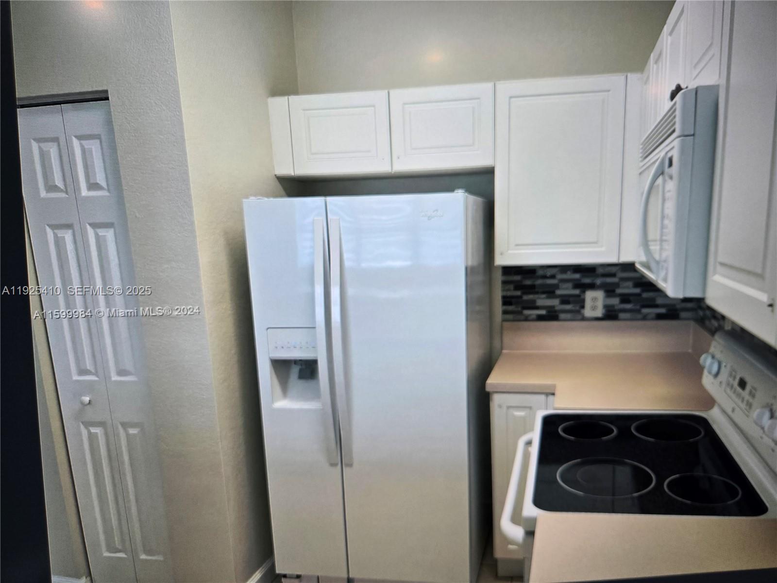 VILLAS AT CARMEL CONDO NO - Residential