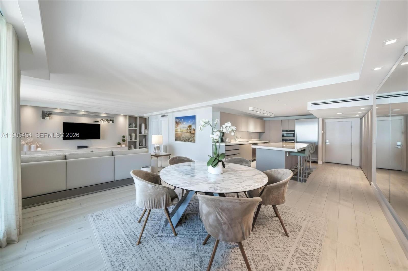 RONEY PALACE CONDO - Residential