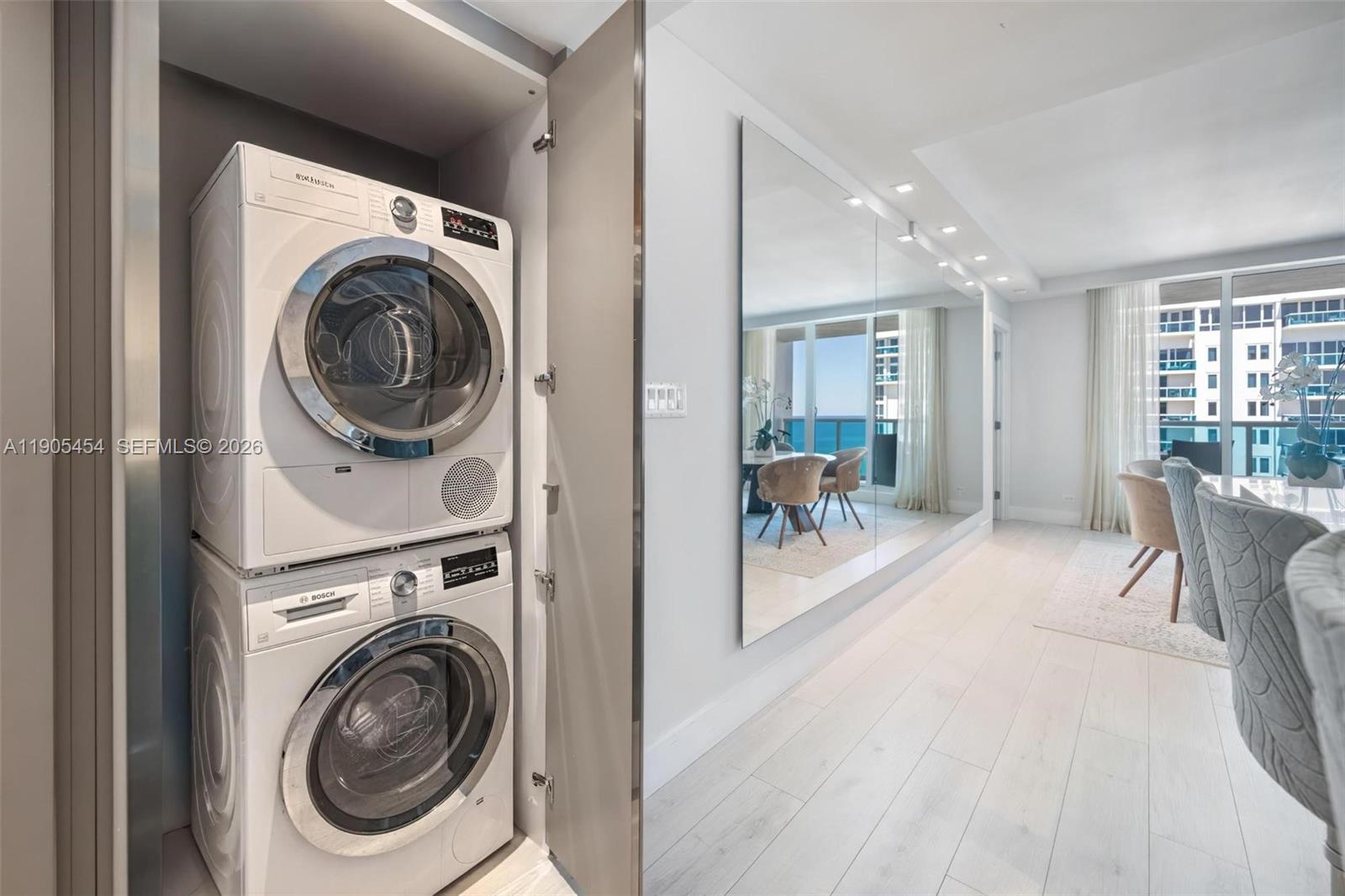 RONEY PALACE CONDO - Residential