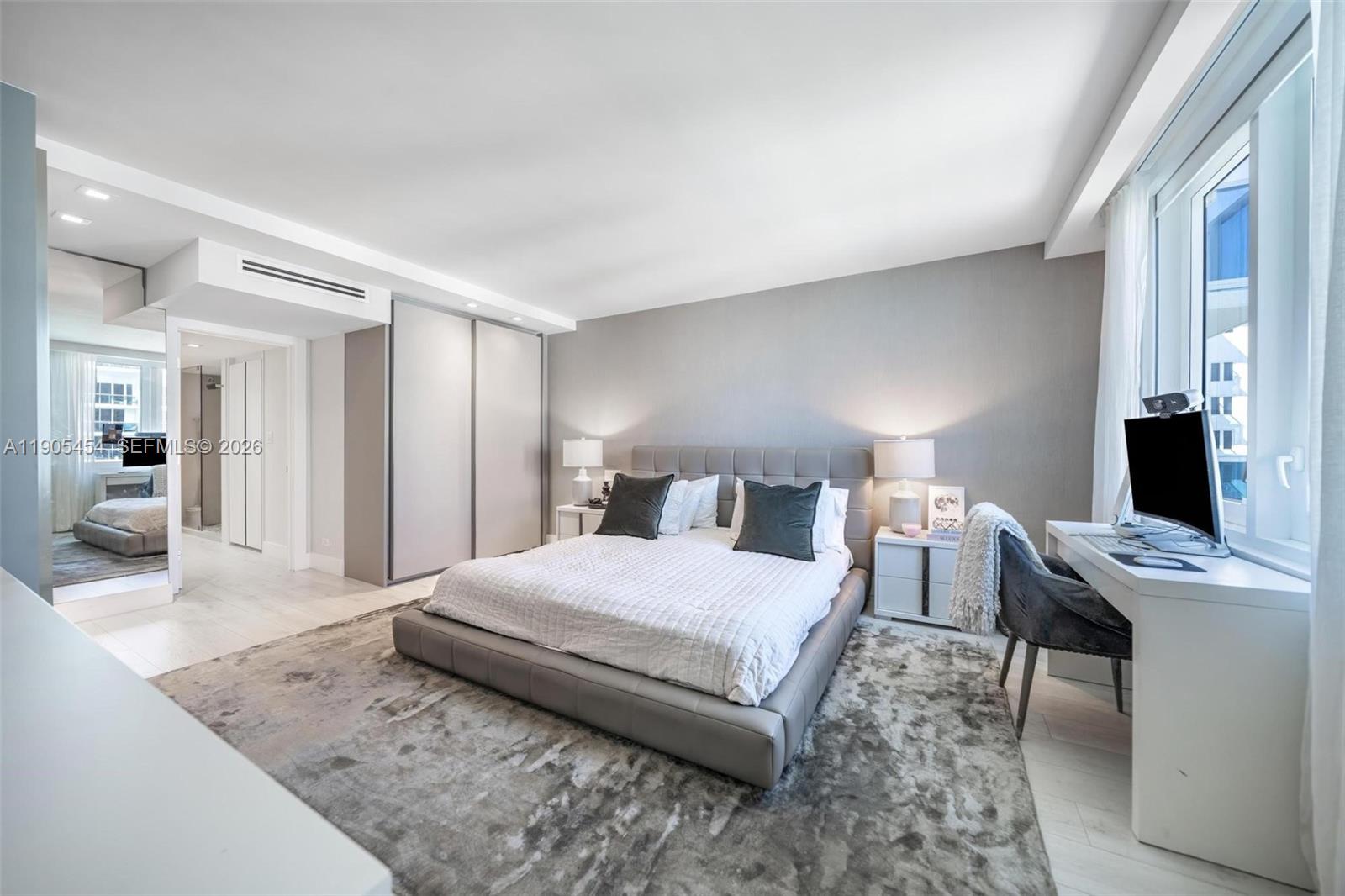 RONEY PALACE CONDO - Residential