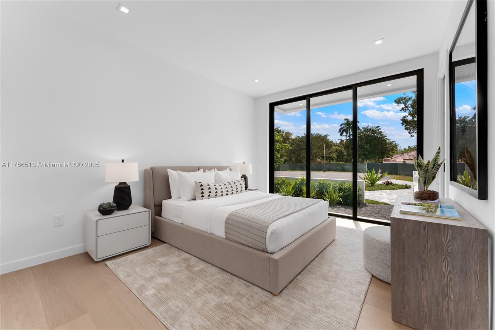 NORTH KENDALL - Residential