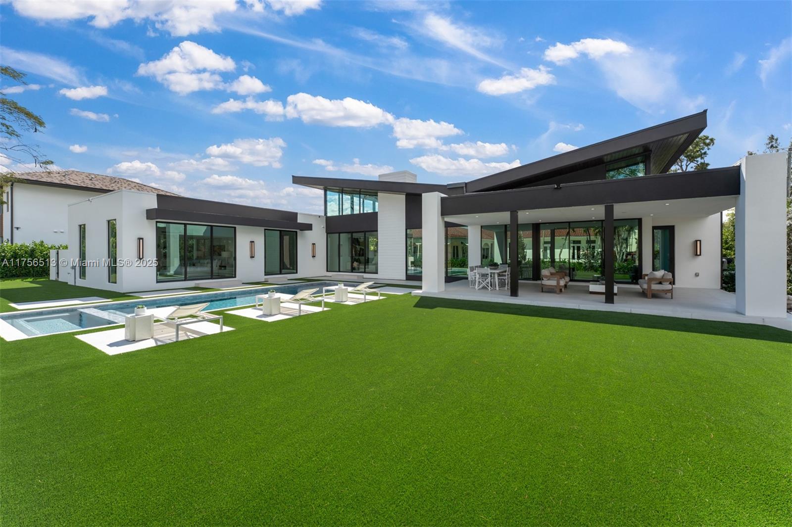 NORTH KENDALL - Residential