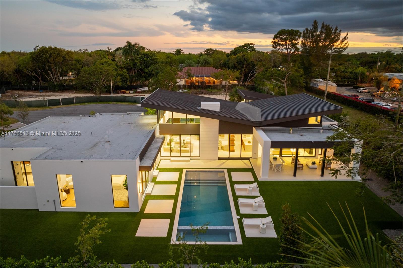 NORTH KENDALL - Residential