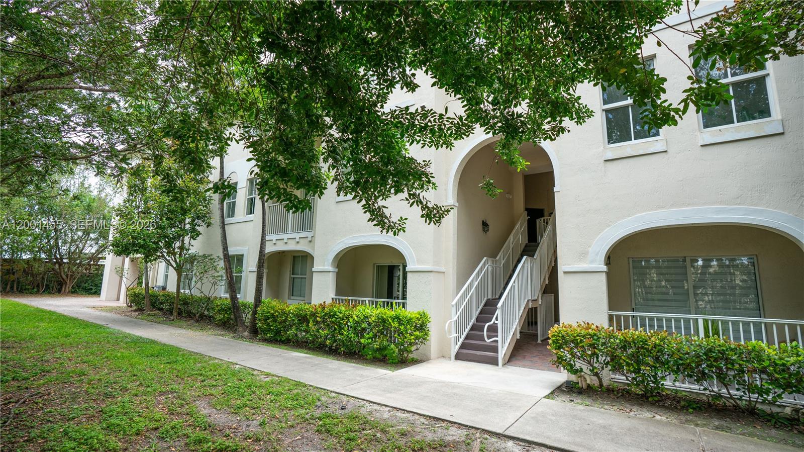 ST MORTIZ AT DORAL CONDO - Residential