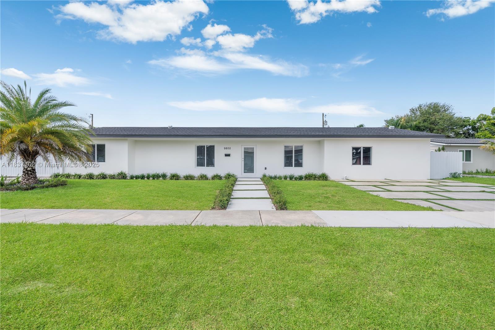 9800 SW 159th St, Miami, FL, 33157/$925,000 1 9800 SW 159th St