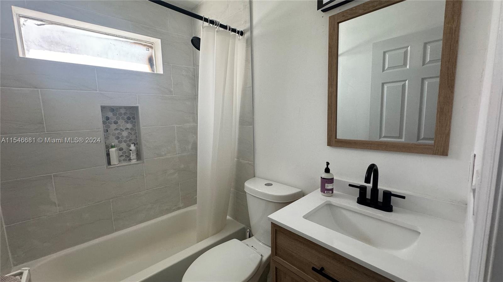 WESTWIND LAKES SEC 6 - Residential