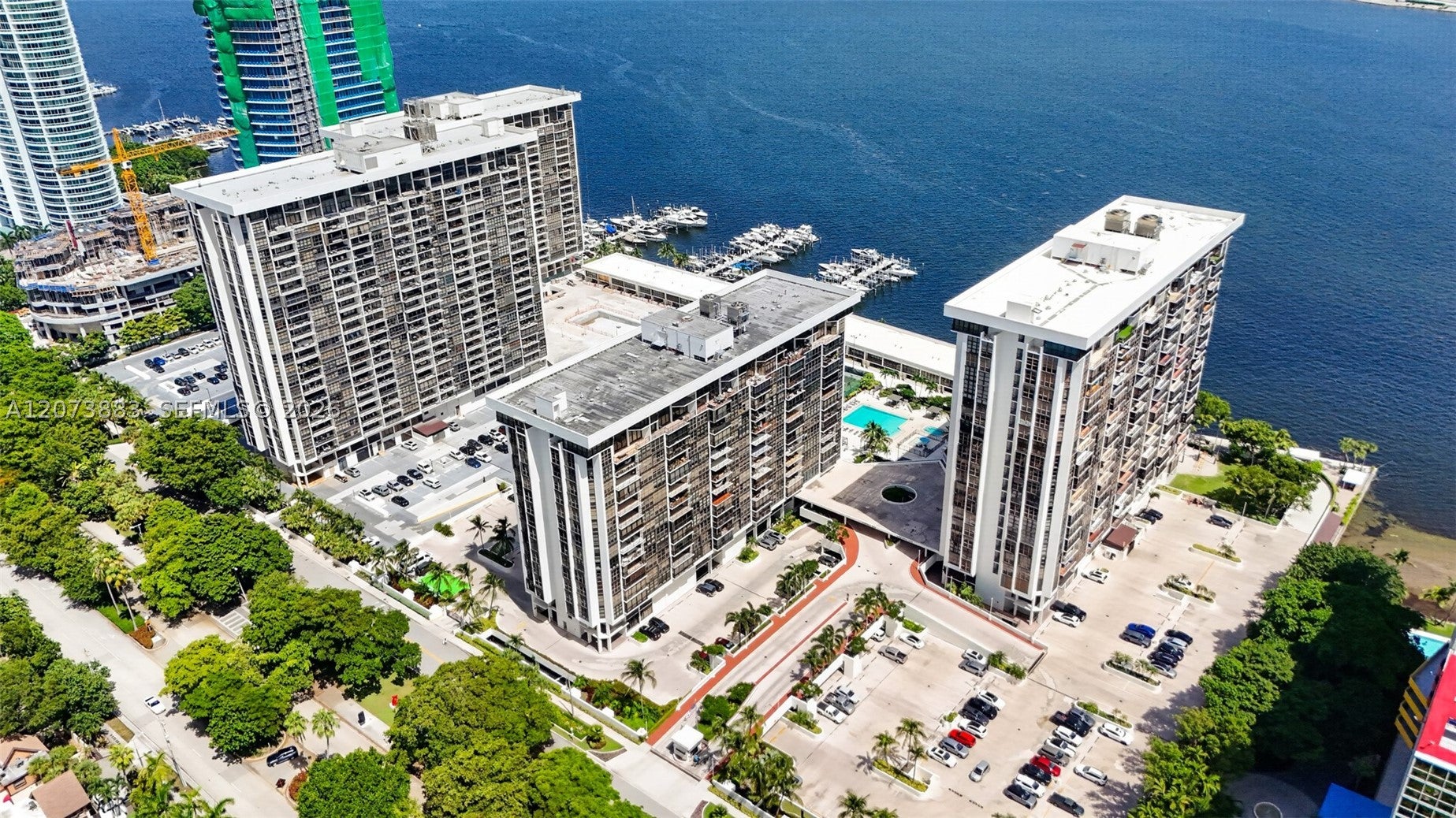 1915 Brickell Ave C1607