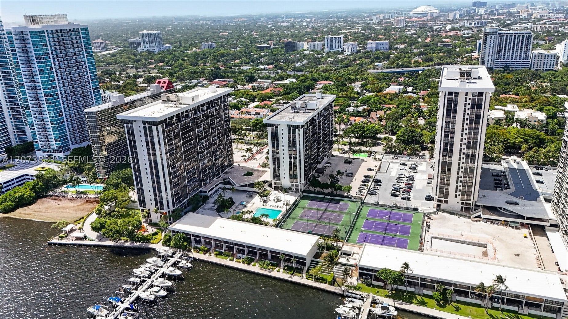 1915 Brickell Ave C1607