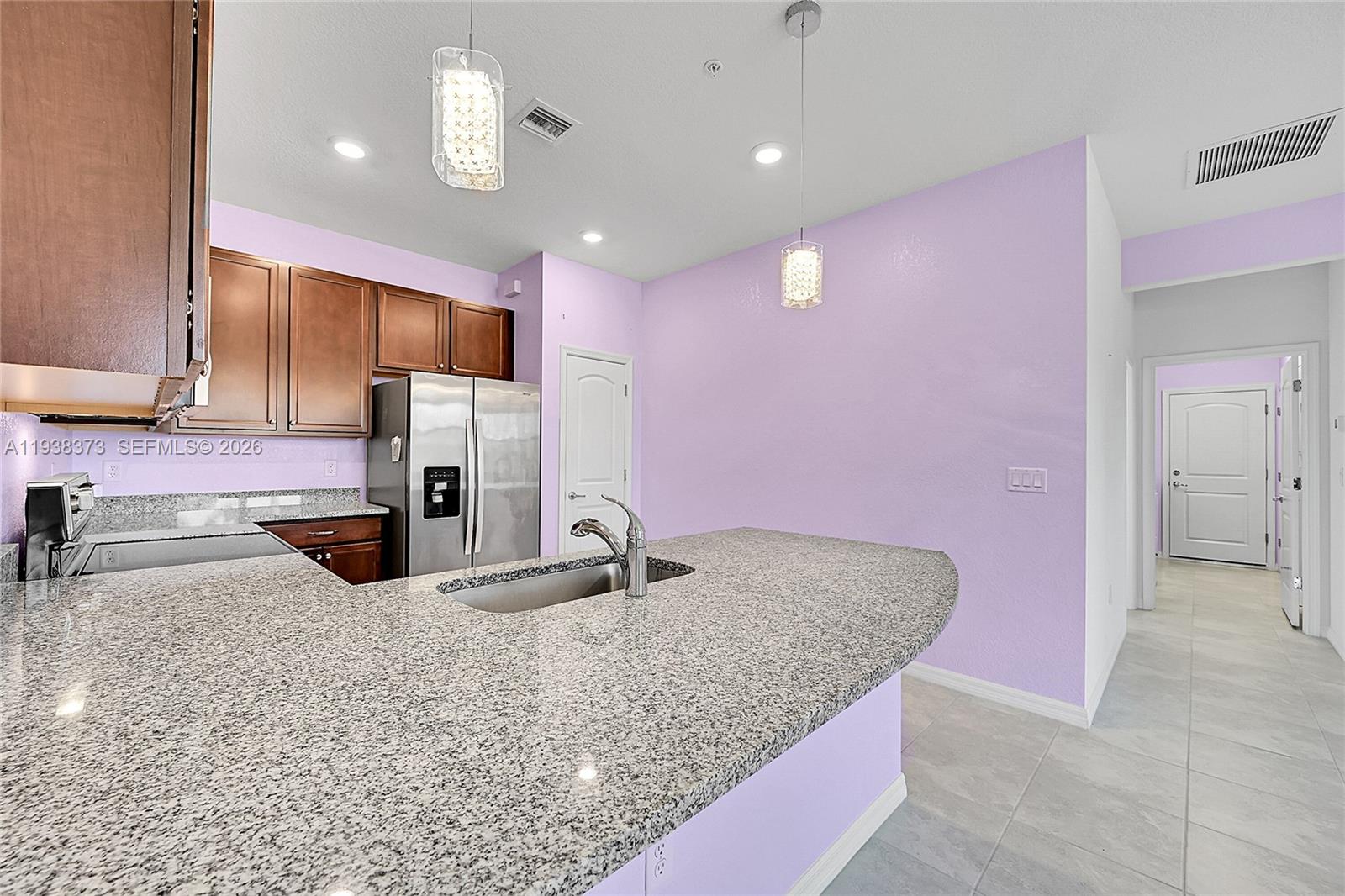 BOCA FLORES CONDO - Residential