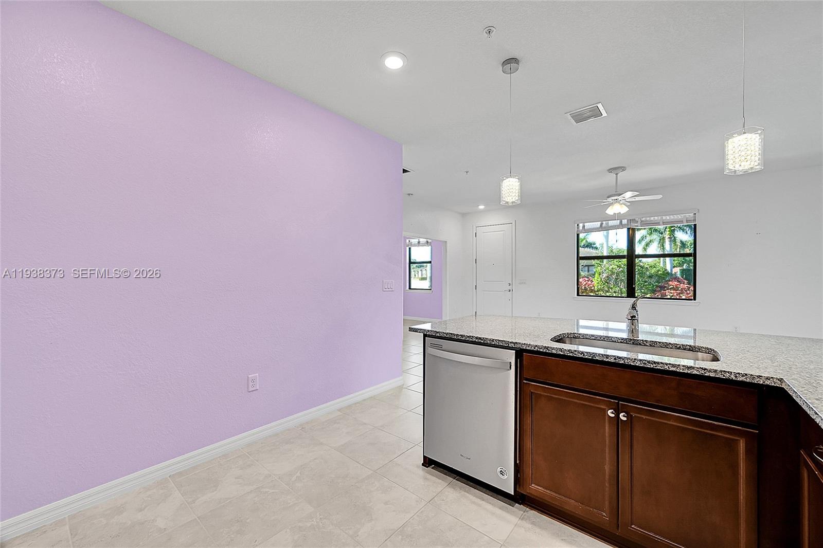 BOCA FLORES CONDO - Residential