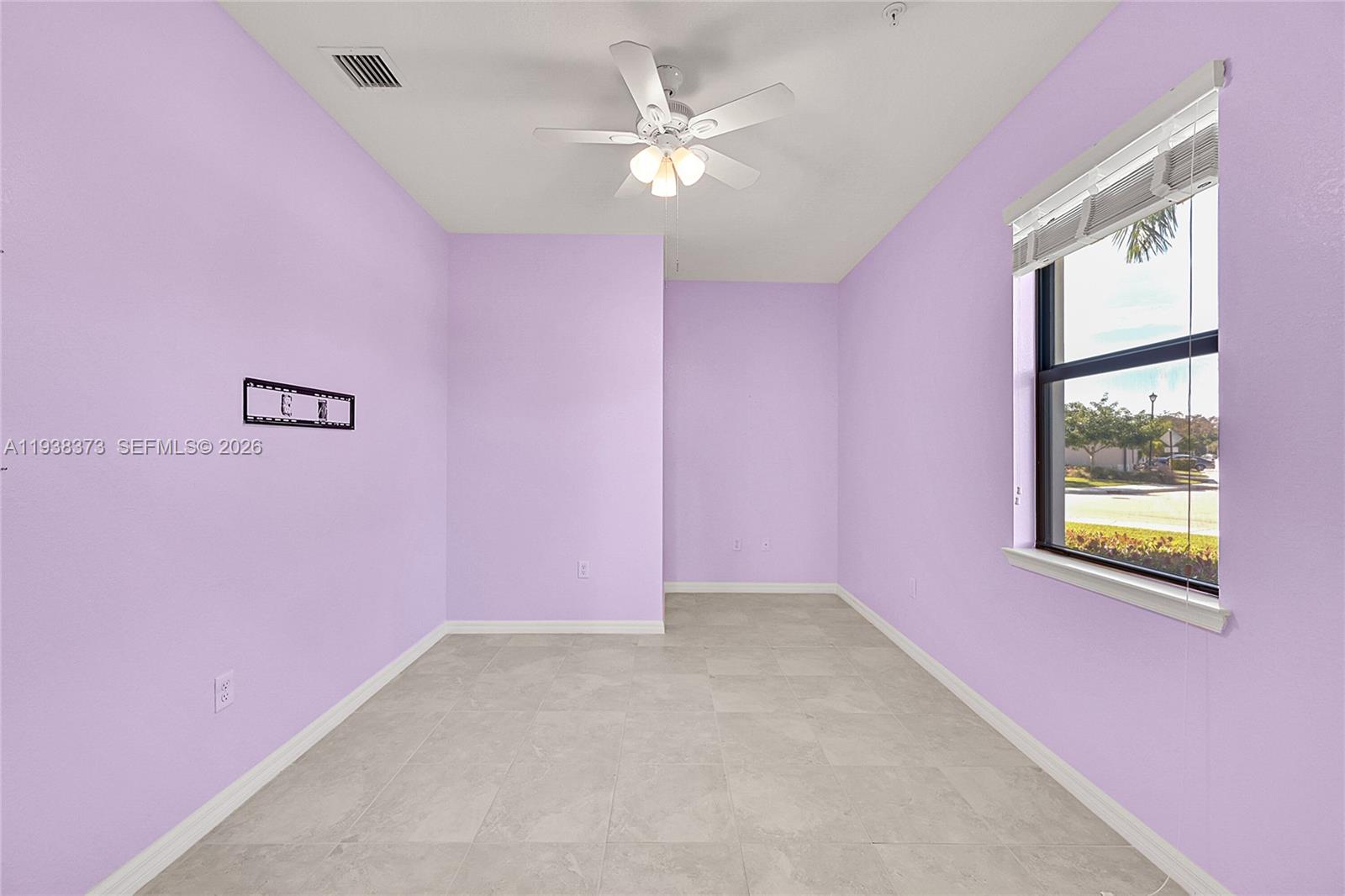 BOCA FLORES CONDO - Residential