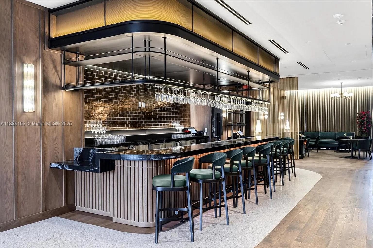 NATIIVO / GALE RESIDENCES - Residential