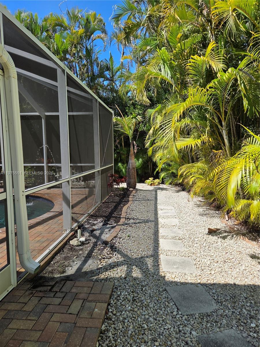 Sanibel Lake Estates - Residential