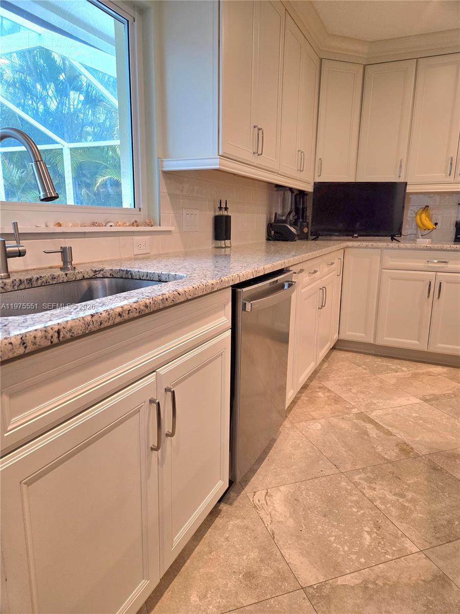 Sanibel Lake Estates - Residential