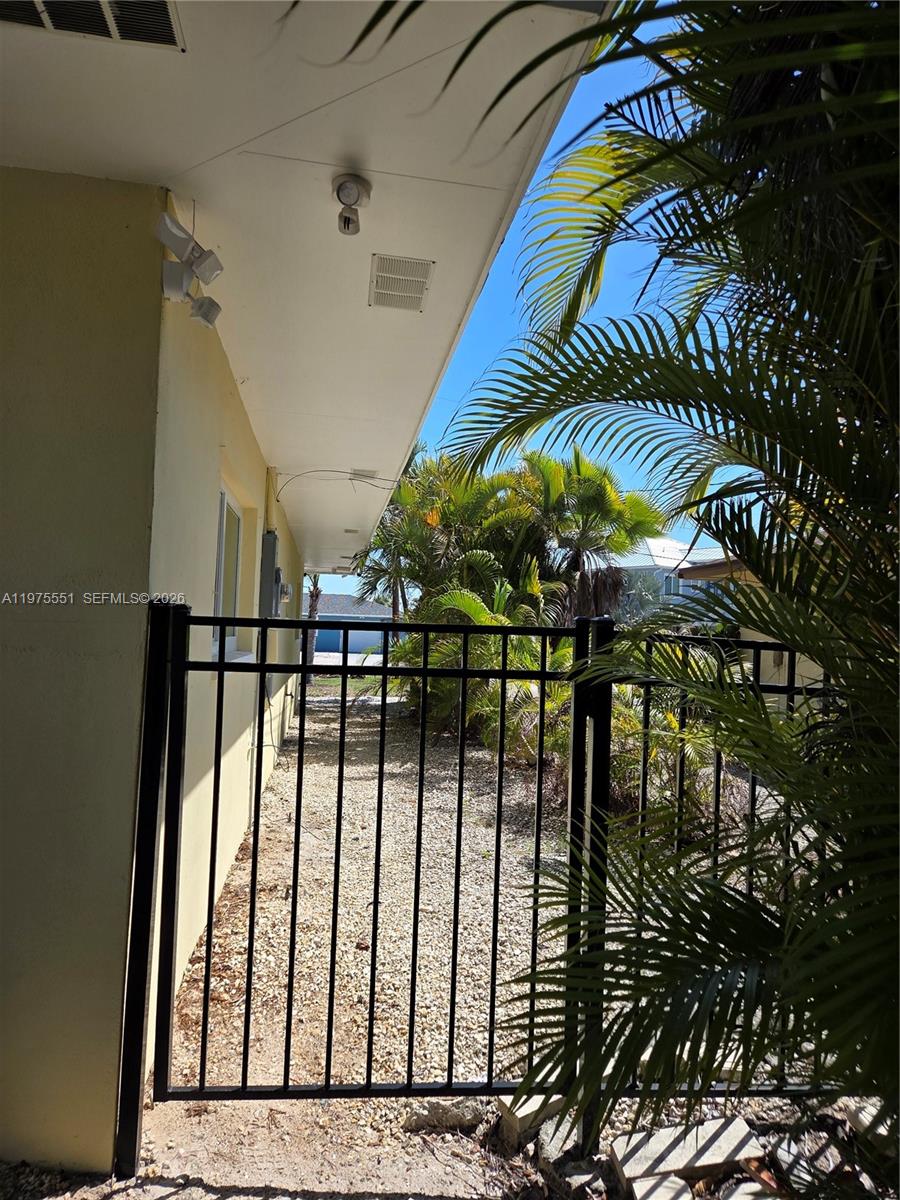 Sanibel Lake Estates - Residential