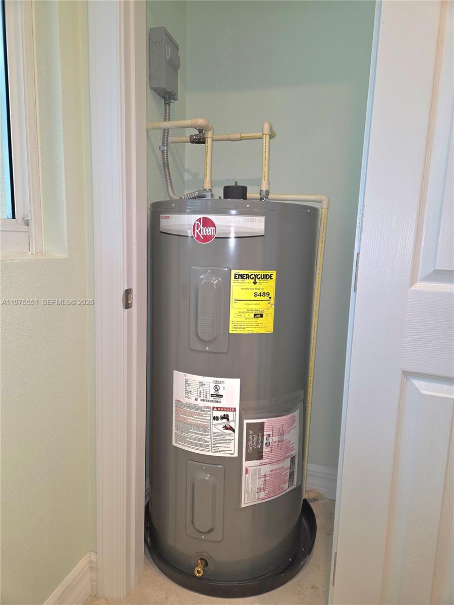 Sanibel Lake Estates - Residential