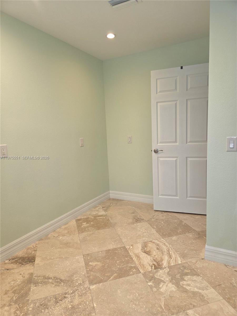 Sanibel Lake Estates - Residential