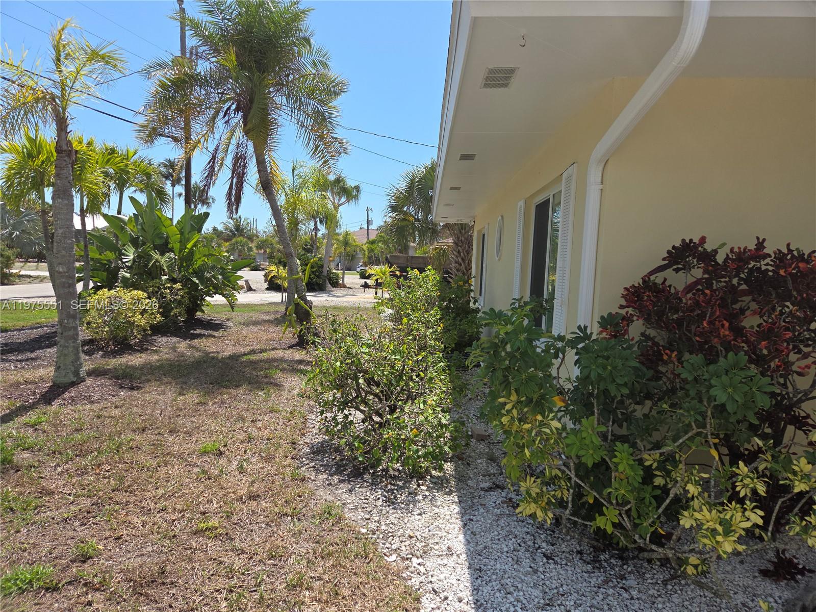 Sanibel Lake Estates - Residential