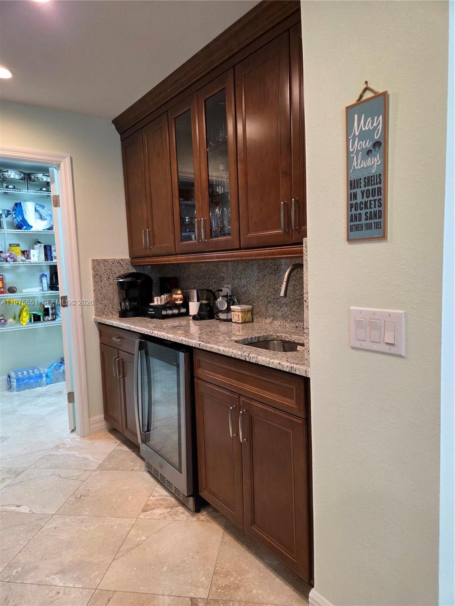 Sanibel Lake Estates - Residential