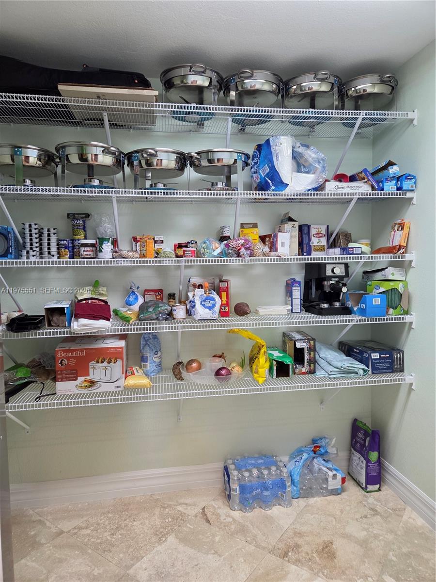 Sanibel Lake Estates - Residential