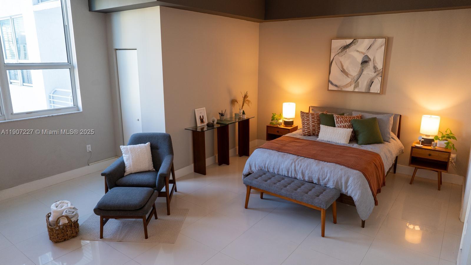 THE LOFT DOWNTOWN II COND - Residential Lease