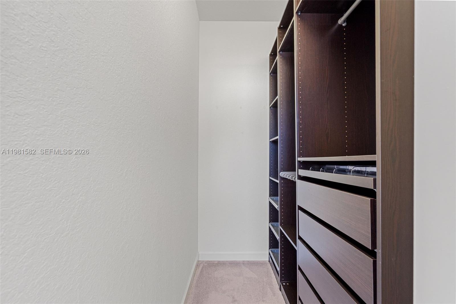 COCO PALM VILLAS - Residential Lease