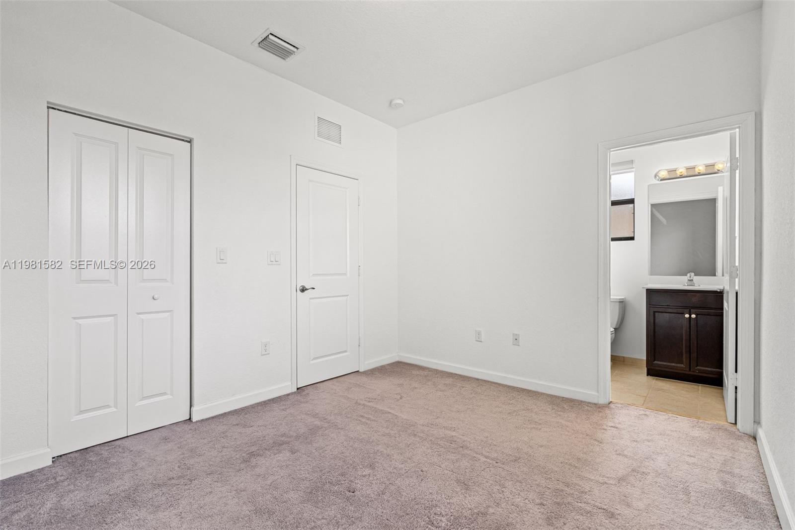 COCO PALM VILLAS - Residential Lease