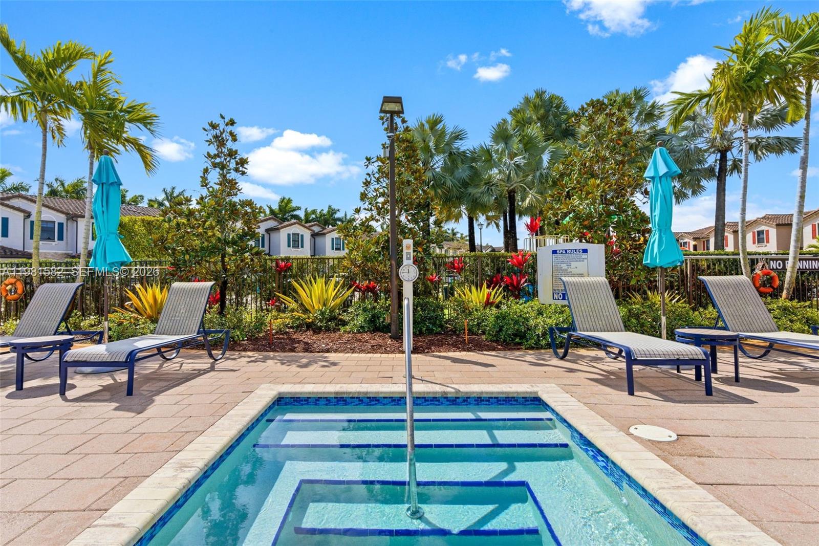 COCO PALM VILLAS - Residential Lease