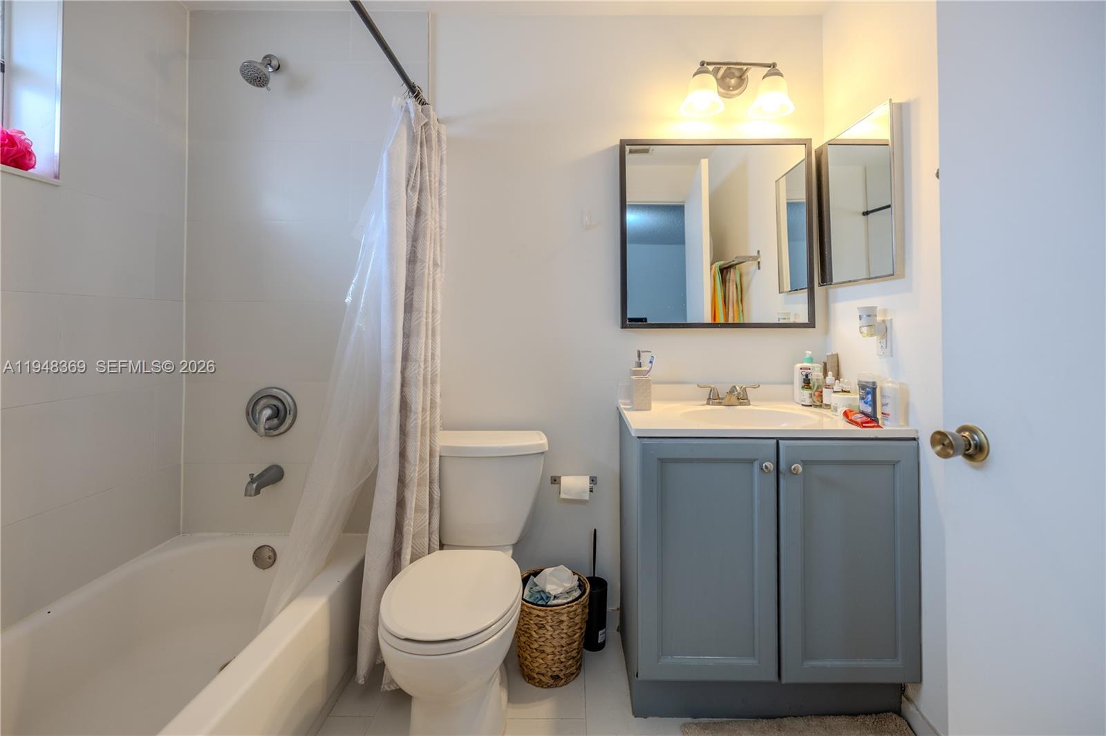 DORAL COURT CONDO - Residential Lease