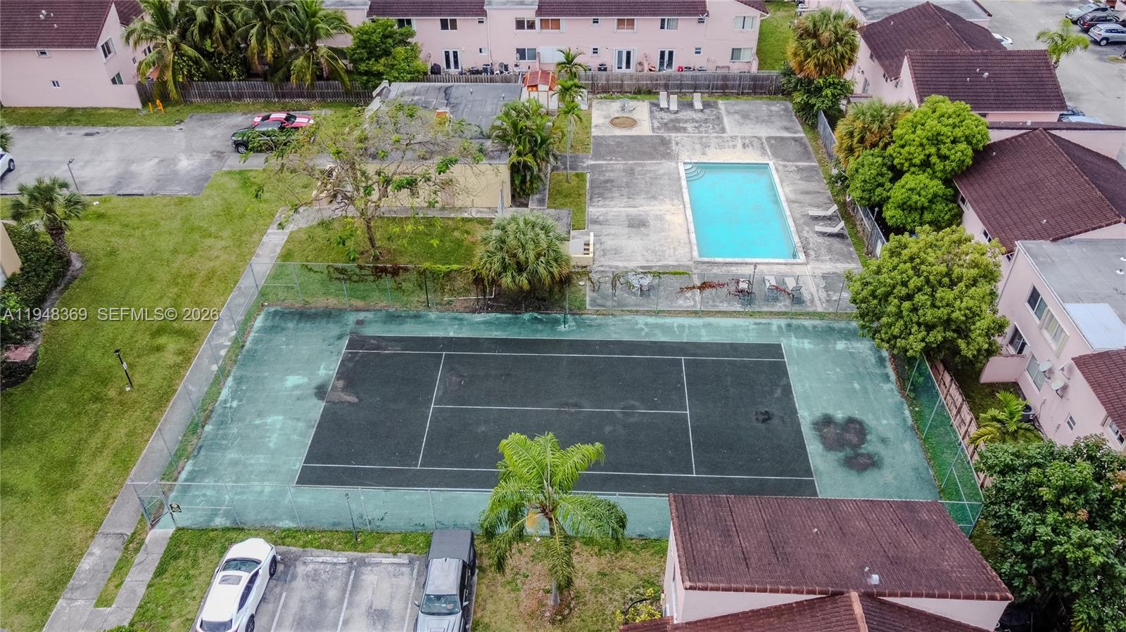 DORAL COURT CONDO - Residential Lease
