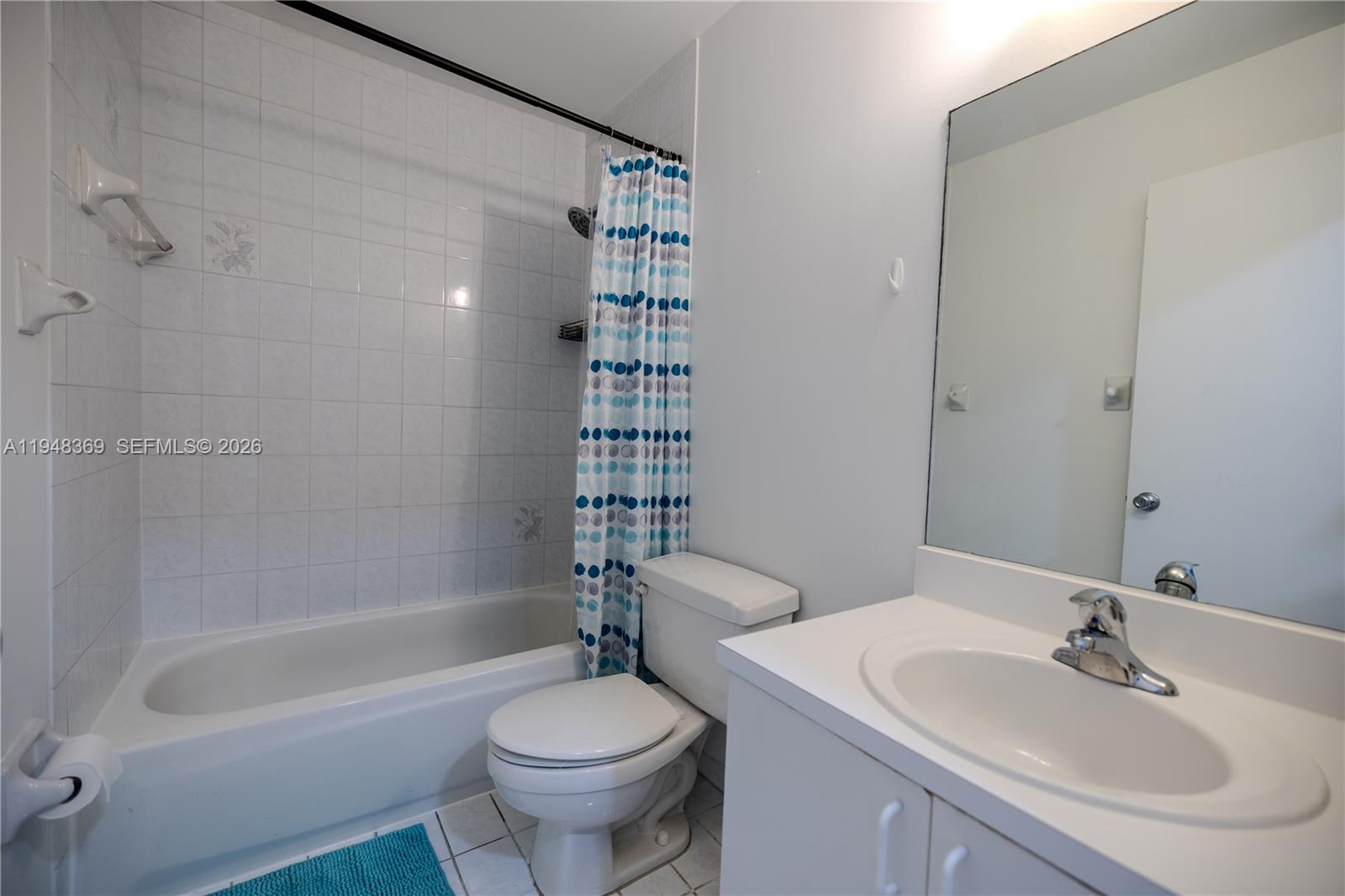 DORAL COURT CONDO - Residential Lease