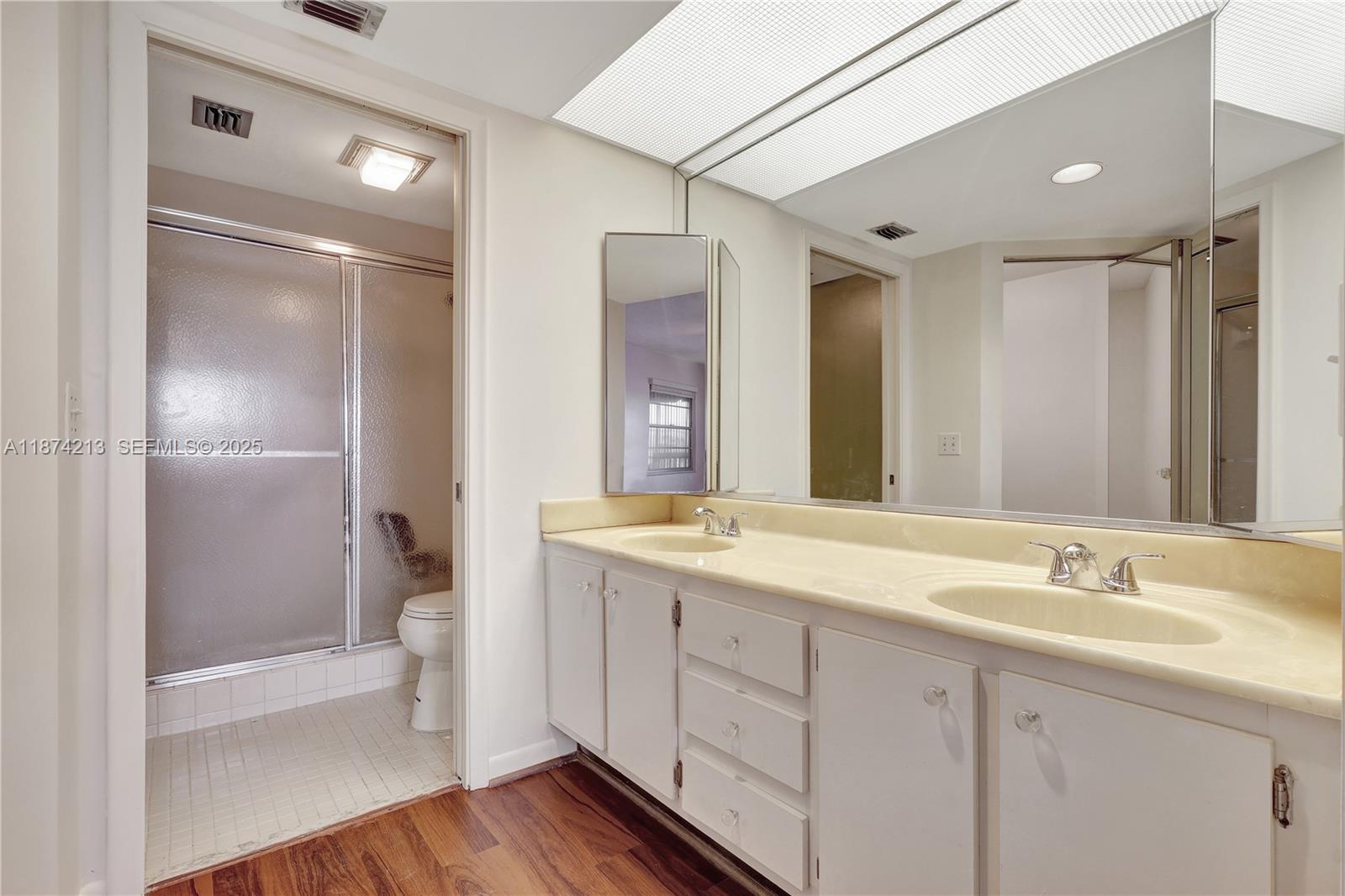 HAWTHORNE AT CENTURY VILL - Residential