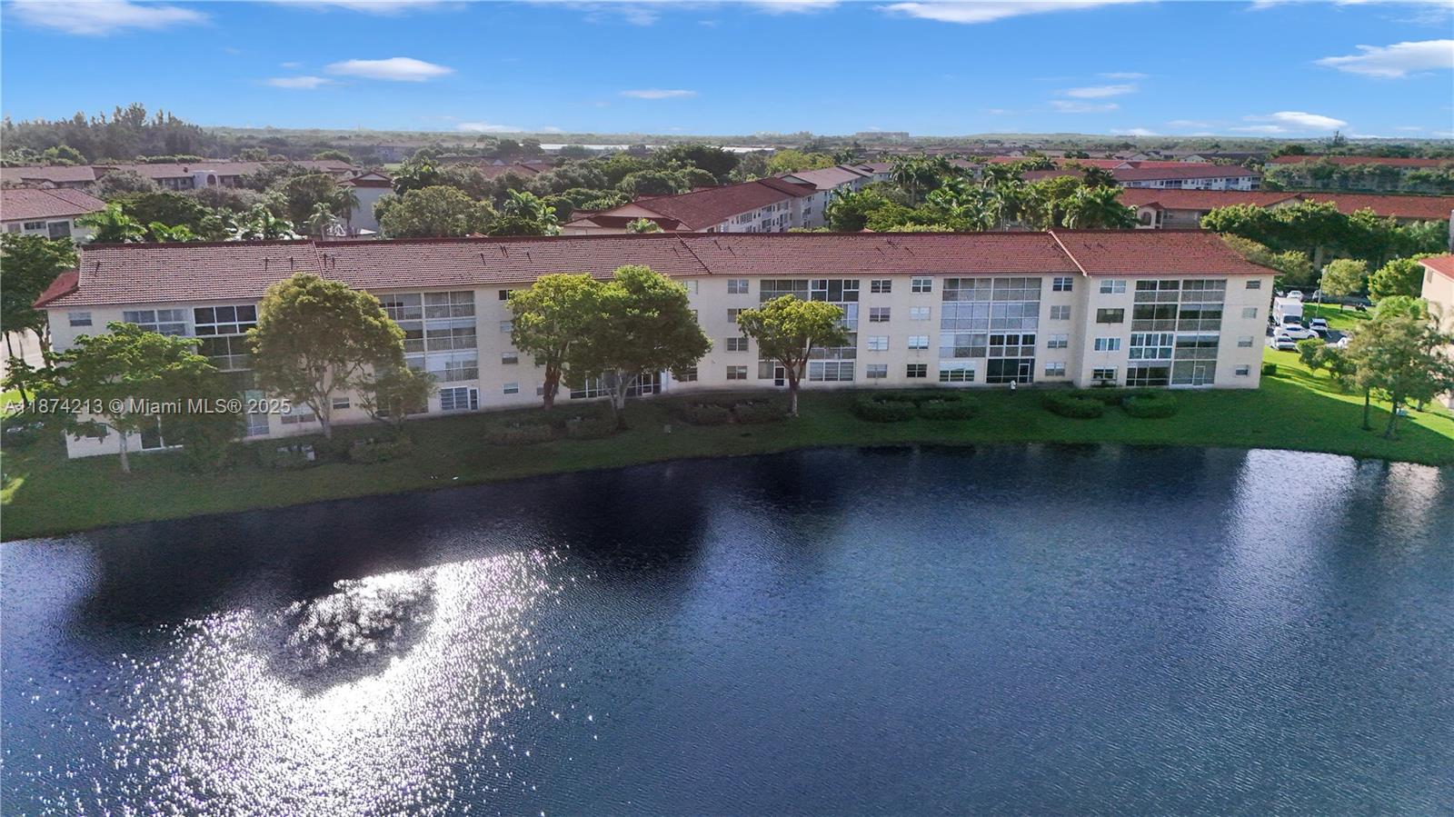 HAWTHORNE AT CENTURY VILL - Residential