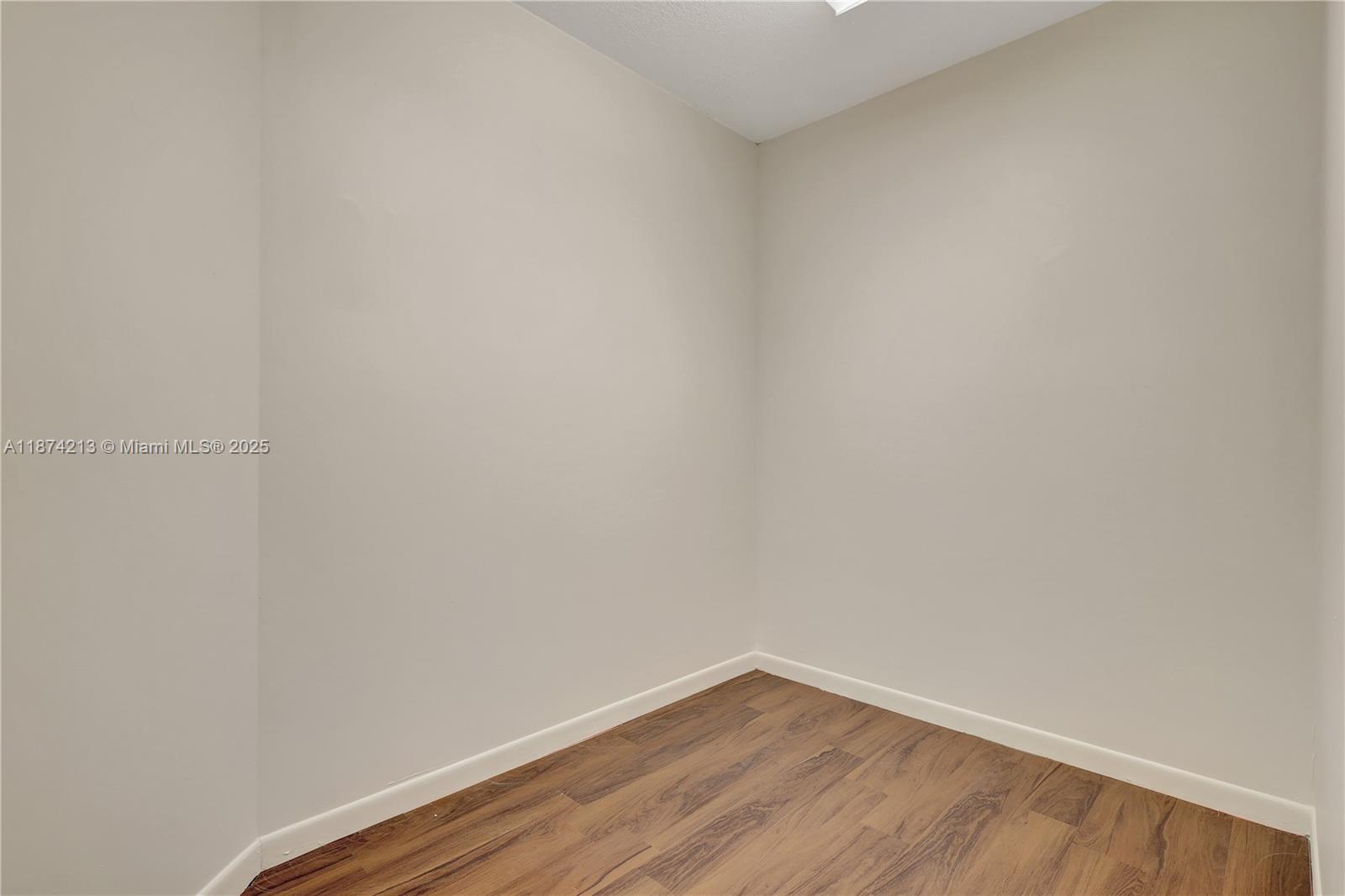 HAWTHORNE AT CENTURY VILL - Residential