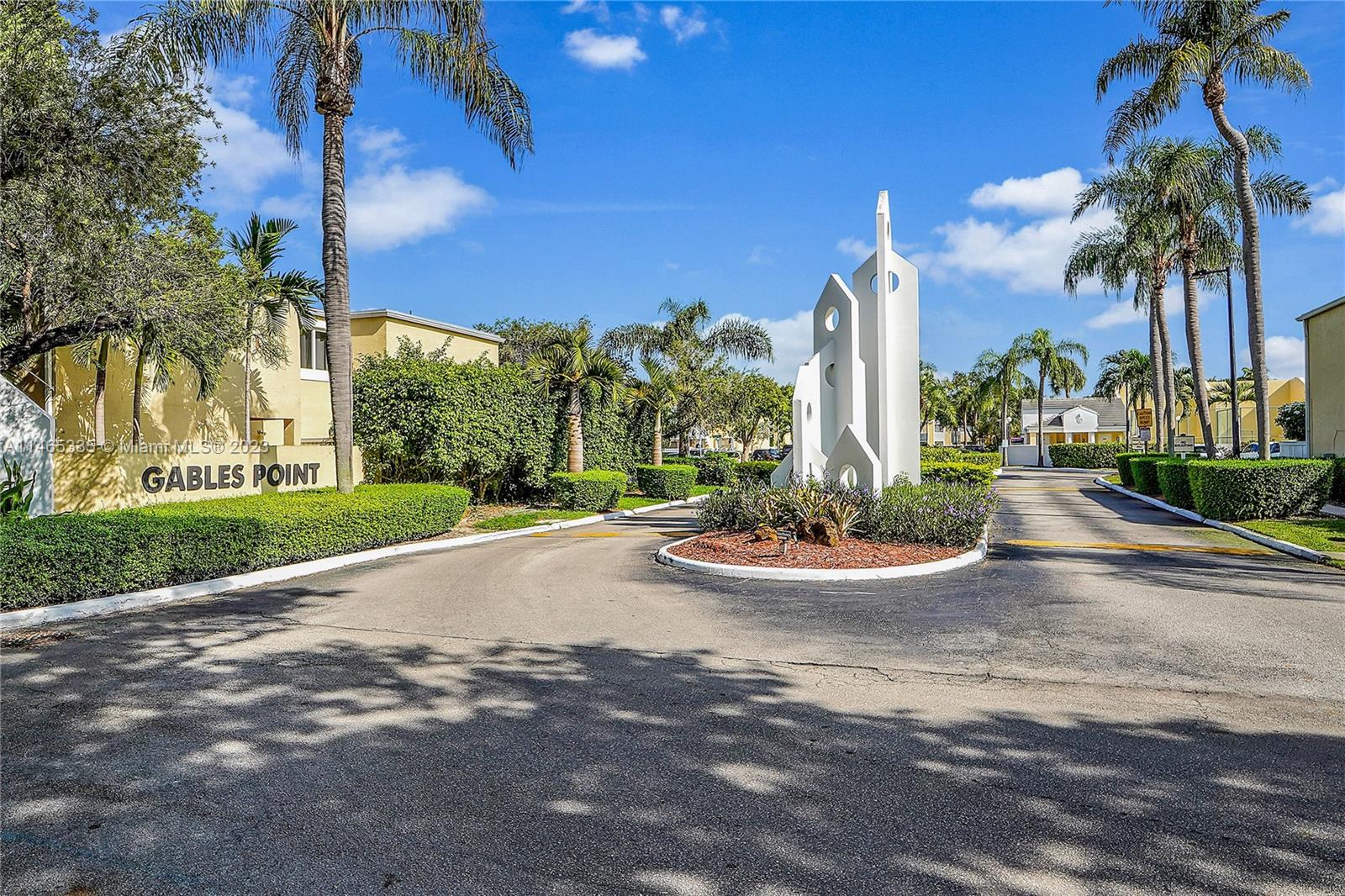Gables Point condo/townhouses is a little gem of a community hidden away in the heart of Miami minutes away from South Miami, Coral Gables and Coconut Grove. This nicely updated corner unit offers 2 bedrooms and 2 and 1/2 bathrooms, with tile flooring downstairs and beautiful wood flooring in the bedrooms. Unit has a cozy patio where you can barbecue and enjoy with friends and family. Community is pet friendly, has two pools, tennis courts and racquet ball courts.