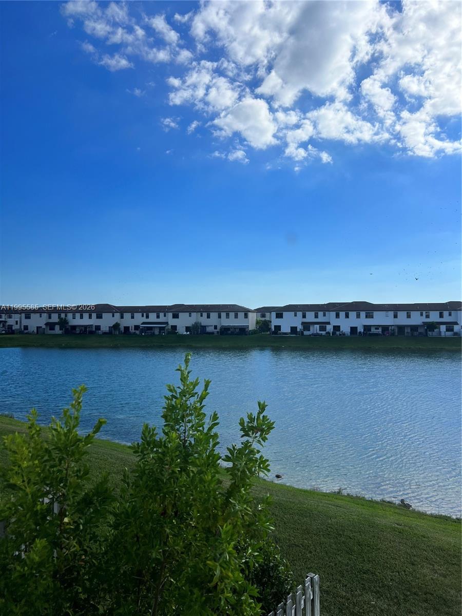 ENCLAVE SOUTH PHASE 2 - Residential