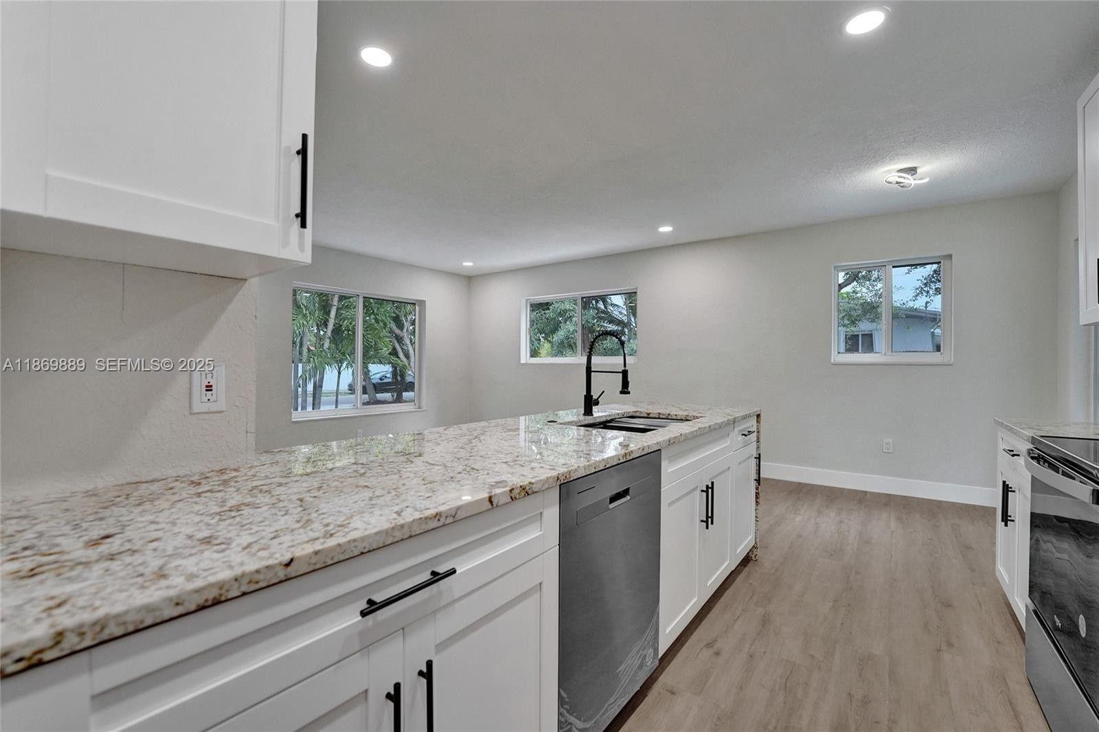 IVES ESTATES SEC 3 - Residential