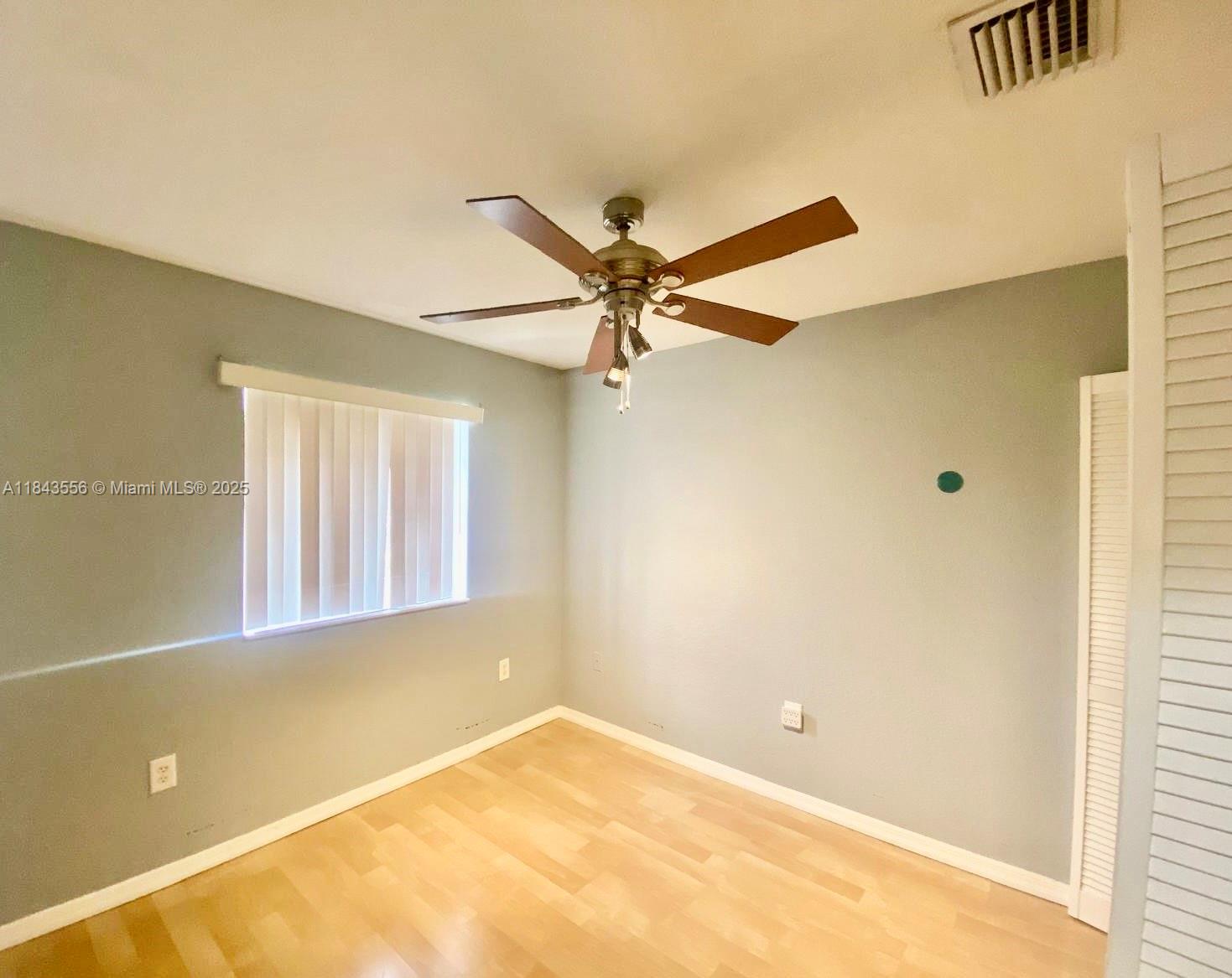 AQUA VISTA TOWNHOMES COND - Residential Lease